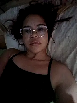 zuczan online show from May 4, 2026, 5:55 am