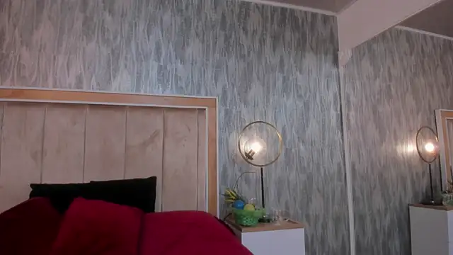 NahomyCarther online show from September 27, 2025, 3:56 am