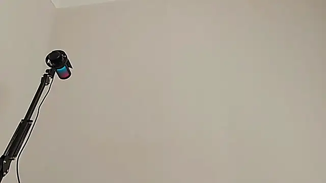 Elise Nyx online show from October 17, 2025, 12:07 pm