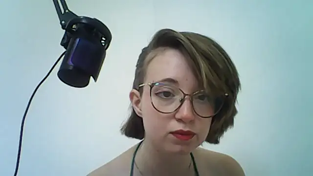 Elise Nyx online show from September 12, 2025, 12:16 pm