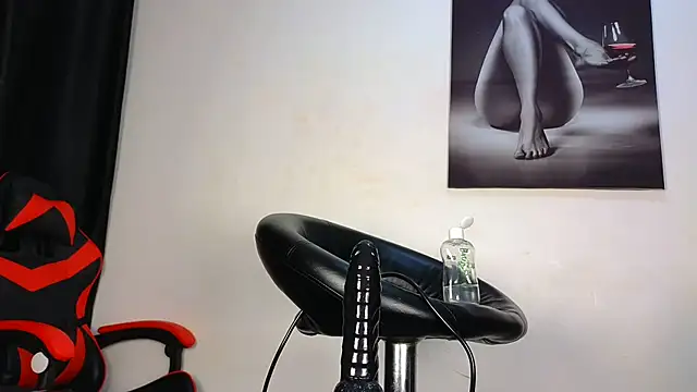 Assiology1111 online show from March 9, 2025, 2:39 am