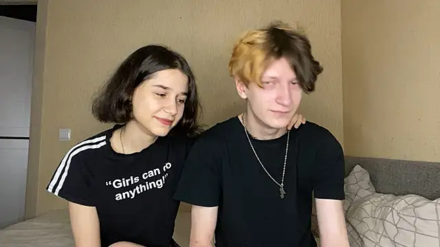 baby lesi online show from March 7, 2025, 3:28 pm