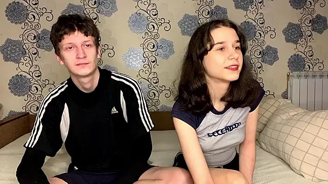 baby lesi online show from November 12, 2025, 4:22 pm