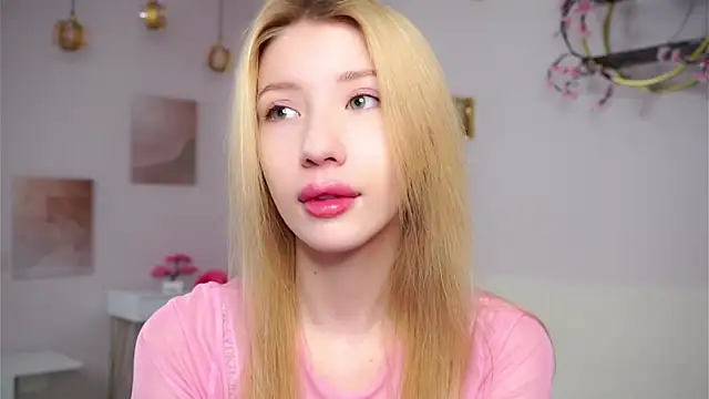 SunnivaCovil online show from March 2, 2026, 2:57 pm