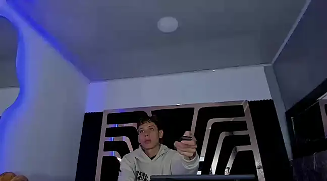 Noahoconor online show from March 1, 2025, 12:34 pm