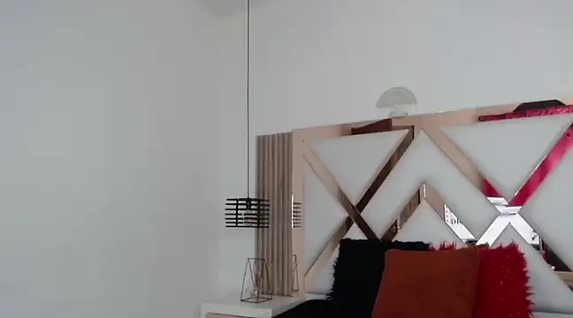 Noahoconor online show from February 21, 2025, 1:00 pm