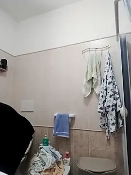 Dolcecurvy online show from April 3, 2026, 1:39 pm