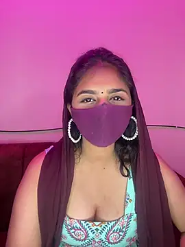 Snapshot of Dishasarmaa05 chatting on March 15, 2025, 11:40 am Dishasarmaa05 online show from March 15, 2025, 11:40 am