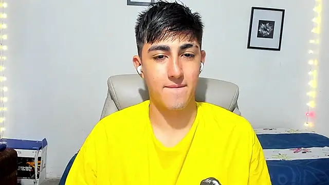 babymaik online show from November 15, 2025, 5:22 am