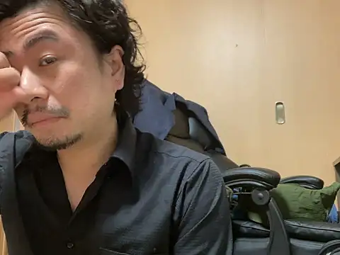 masato1115aa online show from January 19, 2026, 2:48 am