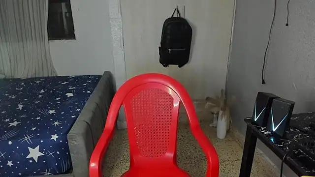 Snapshot of Fox2evans chatting on February 18, 2026, 7:39 am Fox2evans online show from February 18, 2026, 7:39 am