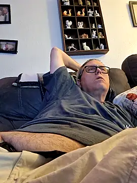 Smallone327 online show from October 3, 2025, 4:36 am