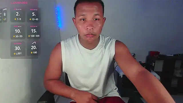 Snapshot of Gooss_cum chatting on November 20, 2025, 3:18 am Gooss cum online show from November 20, 2025, 3:18 am