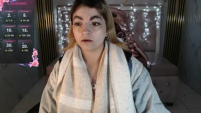 Snapshot of lili_conor_s chatting on September 24, 2025, 3:24 am lili conor s online show from September 24, 2025, 3:24 am