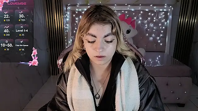 Snapshot of lili_conor_s chatting on November 7, 2025, 3:22 am lili conor s online show from November 7, 2025, 3:22 am