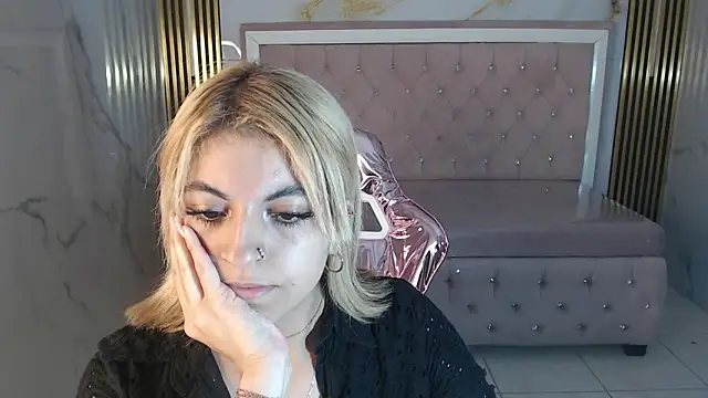 Snapshot of lili_conor_s chatting on March 20, 2025, 10:10 am lili conor s online show from March 20, 2025, 10:10 am