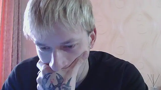 frama666 online show from April 8, 2026, 11:12 am