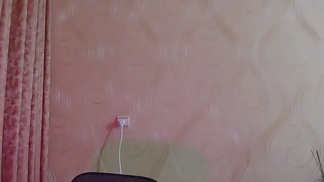 Snapshot of frama666 chatting on November 21, 2025, 9:25 pm frama666 online show from November 21, 2025, 9:25 pm