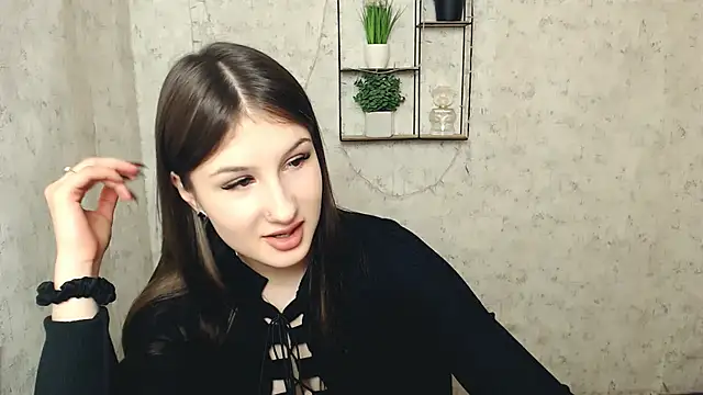 Snapshot of _MiaAngell chatting on March 5, 2025, 2:01 pm MiaAngell online show from March 5, 2025, 2:01 pm