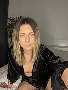 Snapshot of LexiShine8 chatting on March 22, 2025, 8:59 pm LexiShine8 online show from March 22, 2025, 8:59 pm