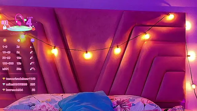 Snapshot of innocenthazel chatting on October 30, 2025, 2:43 am innocenthazel online show from October 30, 2025, 2:43 am