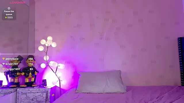 innocenthazel online show from March 16, 2026, 1:02 am