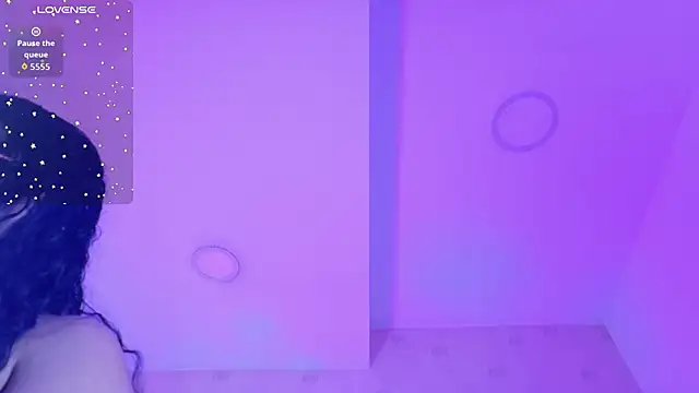 innocenthazel online show from April 5, 2026, 12:34 pm