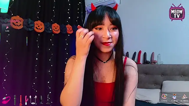 miyakimi0101 online show from October 28, 2025, 12:44 am