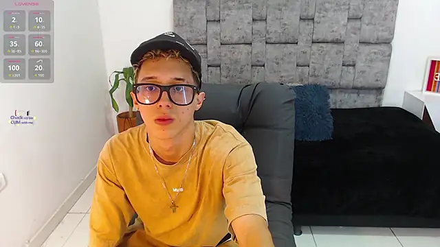 skinny bigcock02 online show from December 16, 2025, 8:13 pm