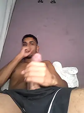 ldkzinnn online show from October 3, 2025, 10:22 pm