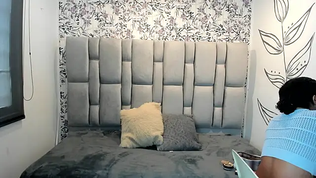 Natasha rose   online show from October 13, 2025, 7:26 pm