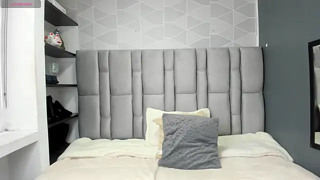 Natasha rose   online show from September 12, 2025, 7:13 pm