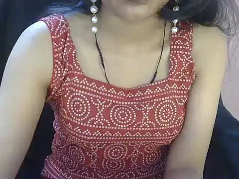 Cute Pihu01 online show from April 14, 2026, 6:35 pm