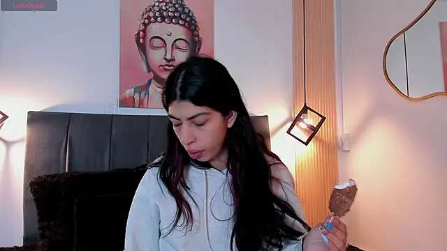 Cassie bloom online show from November 9, 2025, 8:02 pm