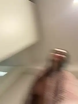 Mia Splash online show from February 10, 2026, 7:46 pm