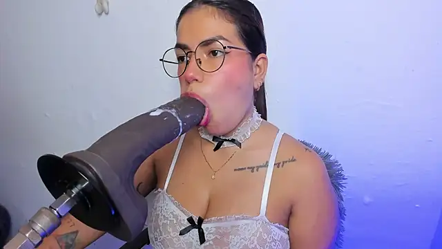 AngelaRicci online show from March 4, 2026, 3:09 pm