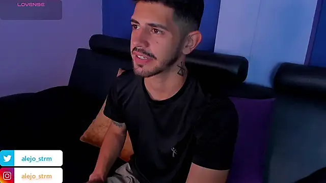 AlejandroStormm online show from October 3, 2025, 9:16 pm