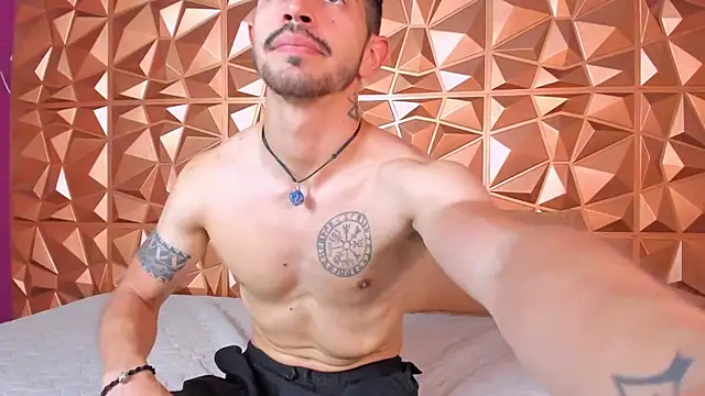 AlejandroStormm online show from December 3, 2025, 8:52 pm