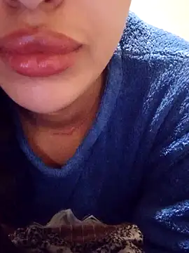 Snapshot of Sexlove1xo chatting on February 14, 2026, 6:46 am Sexlove1xo online show from February 14, 2026, 6:46 am