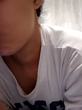 Snapshot of Sexlove1xo chatting on February 13, 2026, 7:30 am Sexlove1xo online show from February 13, 2026, 7:30 am