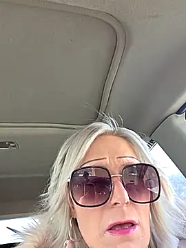 beautifulmee23 online show from January 5, 2026, 5:27 pm