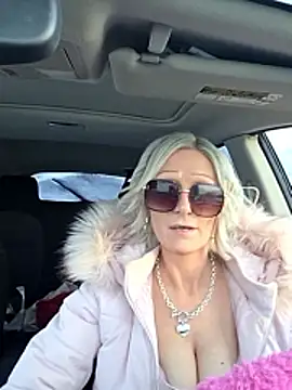 beautifulmee23 online show from January 6, 2026, 1:04 pm