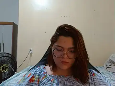 GoddessChaar online show from March 8, 2025, 12:09 pm