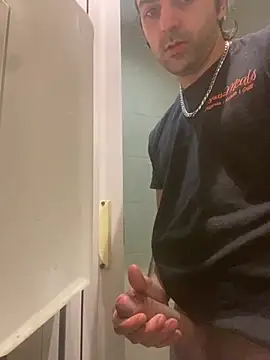 mikekmi21 online show from February 22, 2025, 1:02 pm