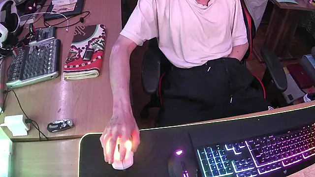 DerGeileLoveboy online show from October 10, 2025, 5:30 am