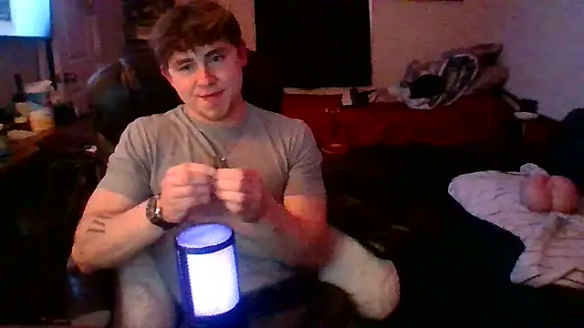 JCstrings online show from February 26, 2025, 5:35 am