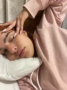 Snapshot of Anaroussew02 chatting on November 22, 2025, 1:48 am Anaroussew02 online show from November 22, 2025, 1:48 am