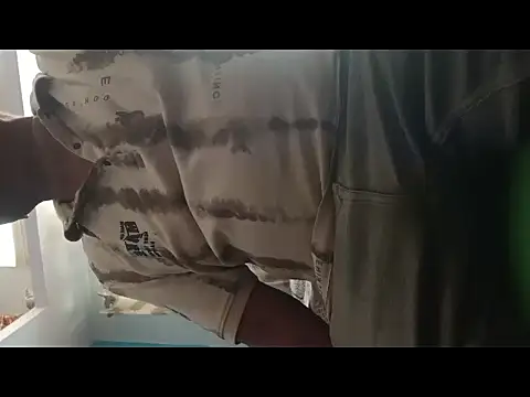 longsexji online show from October 15, 2025, 7:27 am