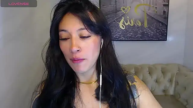 Isabella Collen v online show from June 2, 2026, 1:11 pm