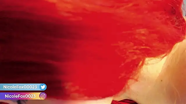 NicoleFox23  online show from September 25, 2025, 10:05 pm